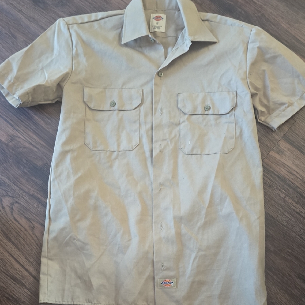 Dickies Men's Khaki Short Sleeve Button Down Shirt